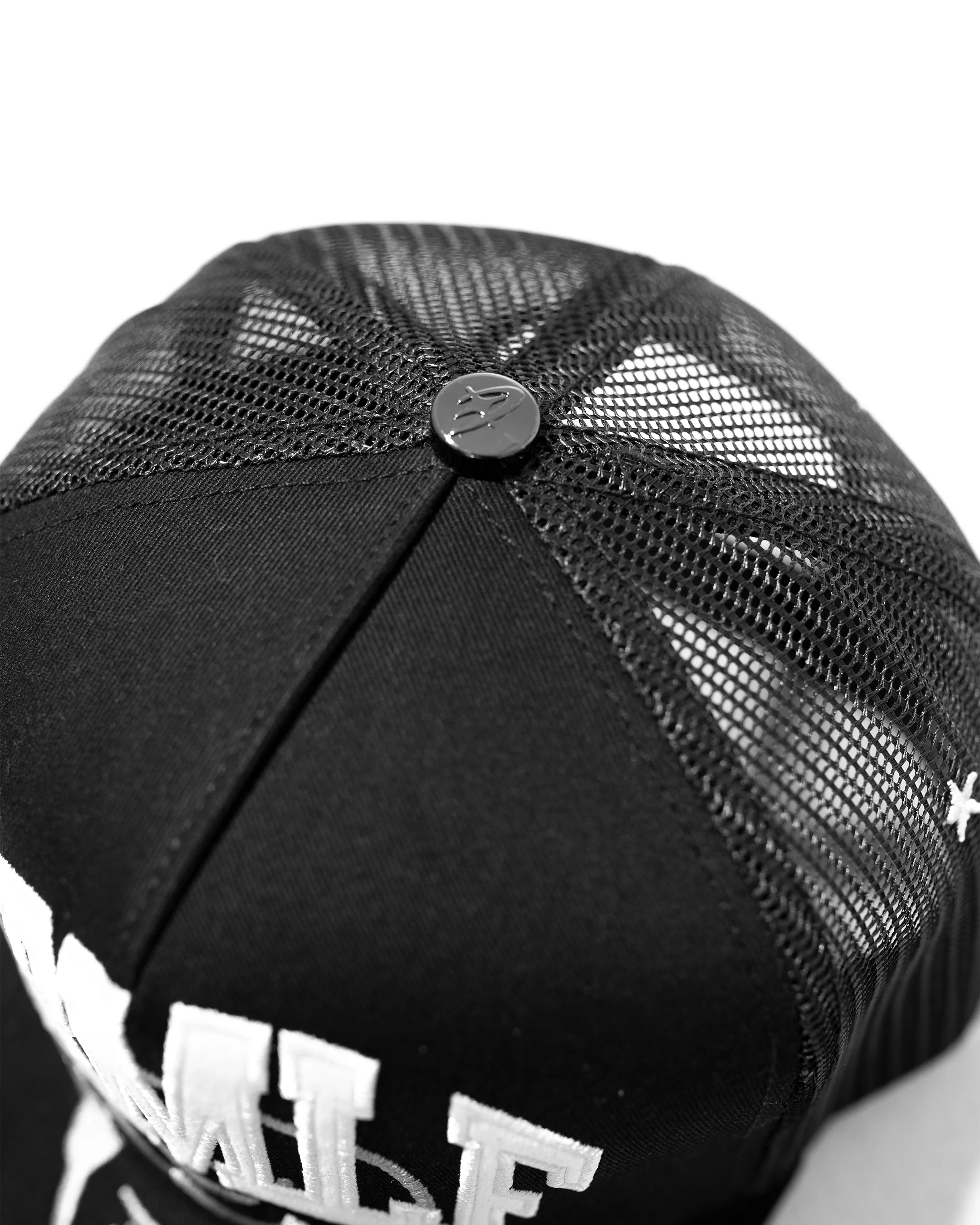 ICON STARS TRUCKER HAT - Image 3