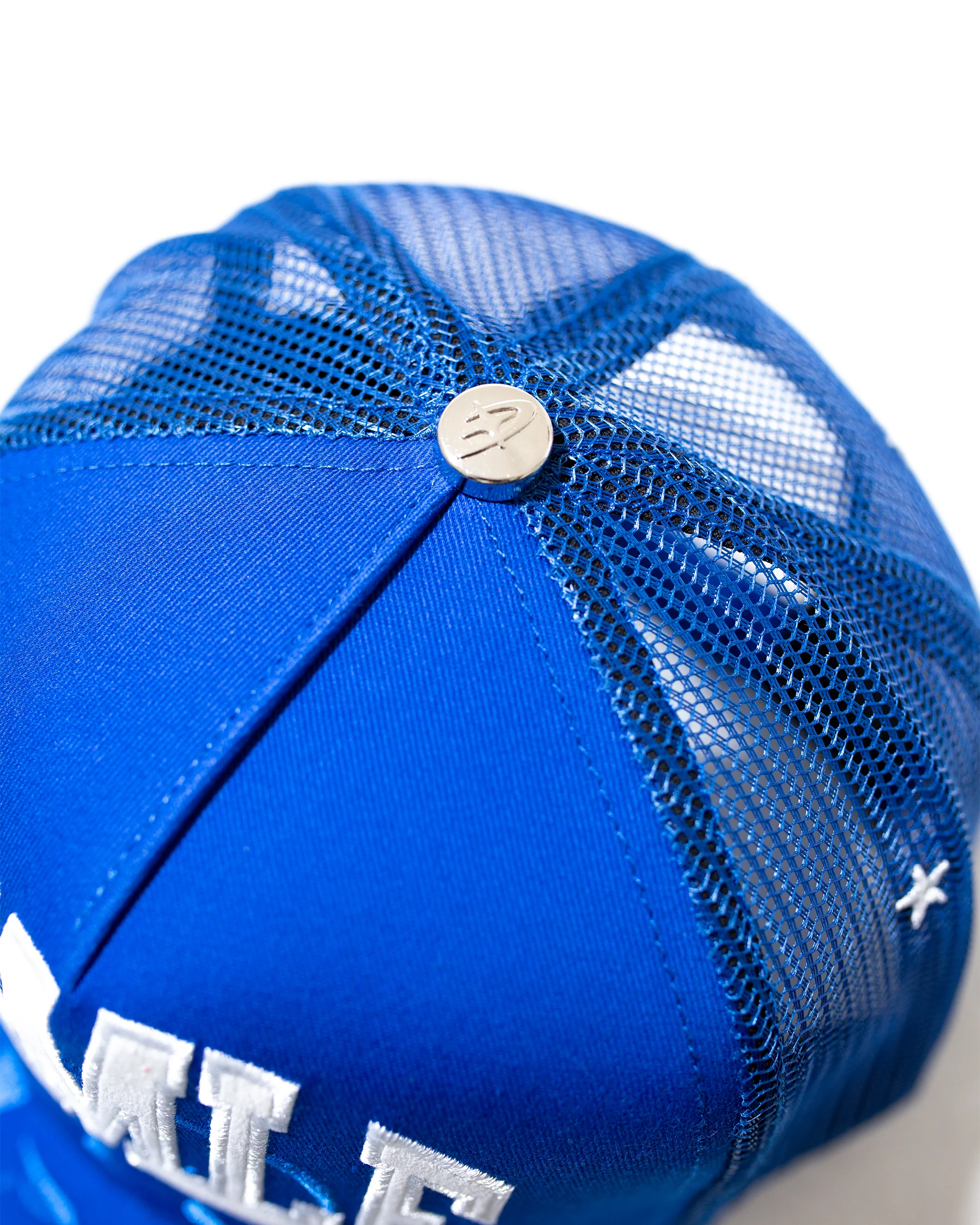 ICON STARS TRUCKER HAT - Image 3