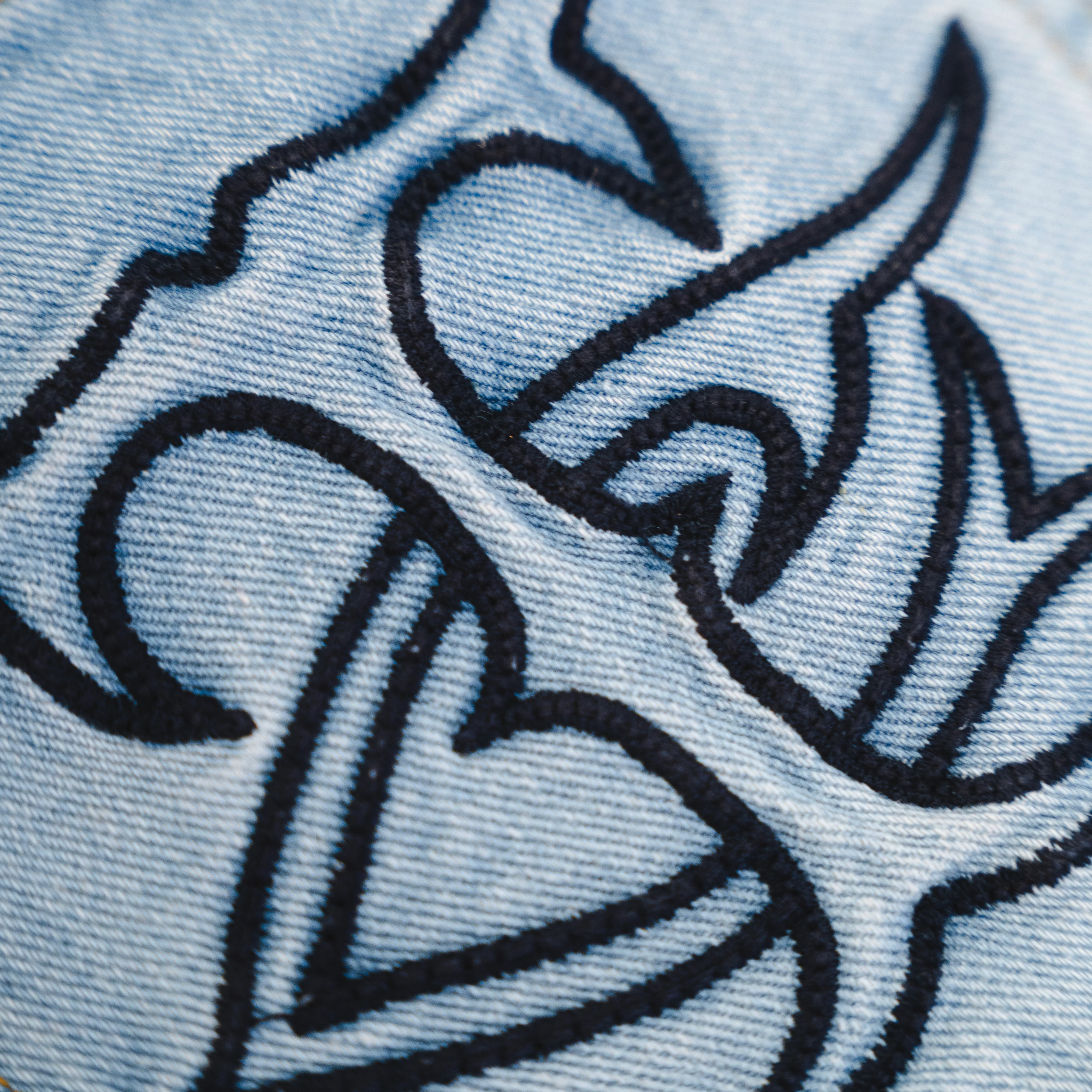 PURE LEGACY JEANS - Image 4