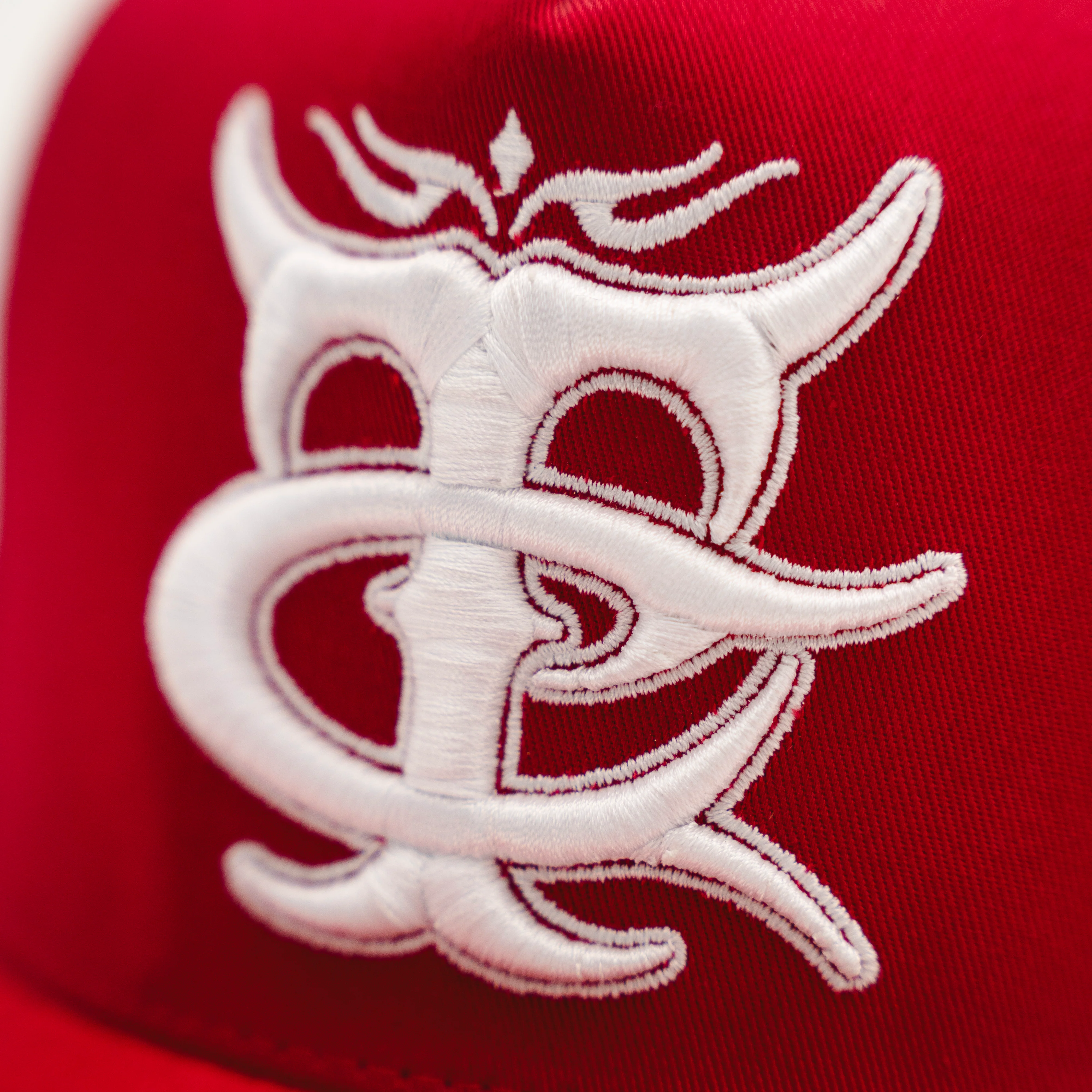 TC VELVET CAP - Image 3